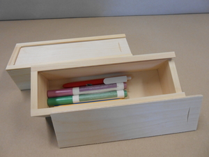 Medinė penalas<br>Liko 4vnt | Išmatavimai 8x24x6 cm